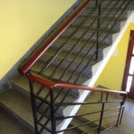 Restaurované zábradlí schodiště